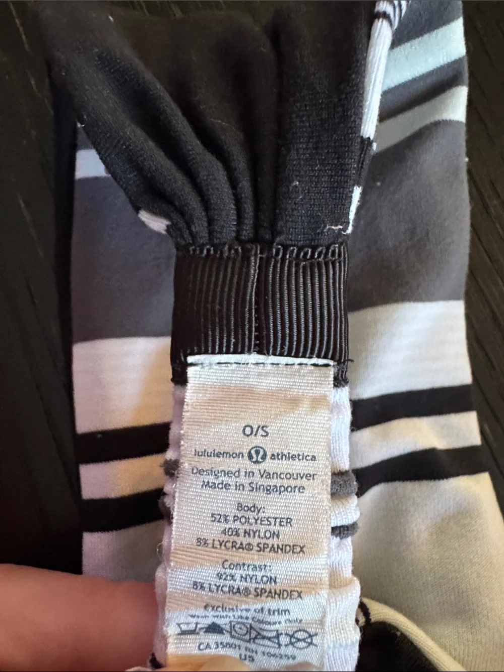 Lululemon Bang Buster Wide Black, White, Gray, Tan Print Reversible Headband. OS